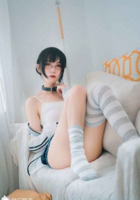 迷迷糊糊挺进岳身体播出